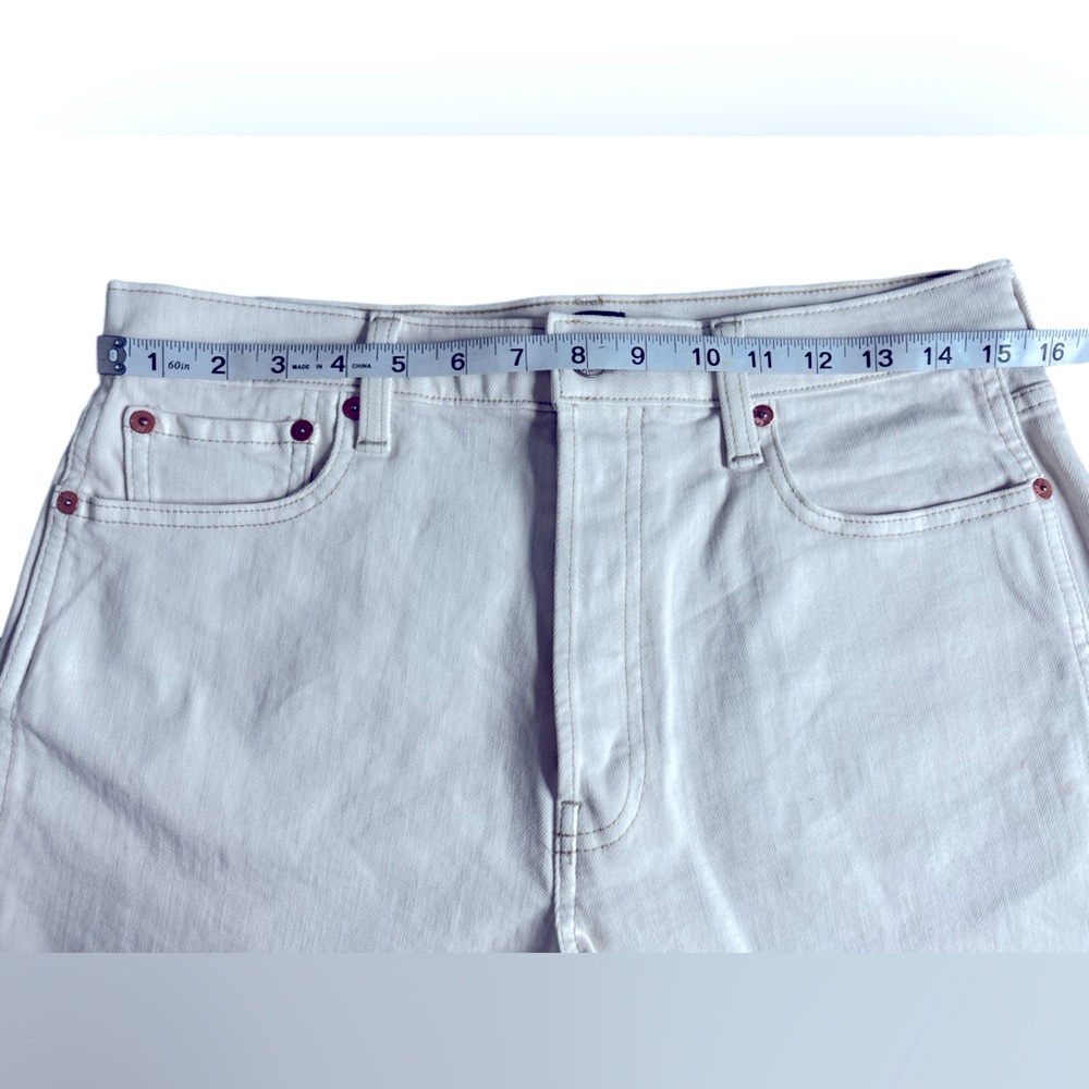 GAP Cheeky High Rise Denim Shorts Off White Cream Frayed Hem Size 10 - Picture 7 of 15